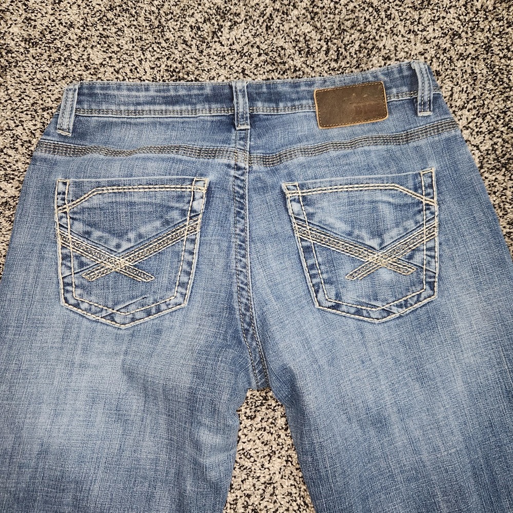 Buckle Tyler Straight Leg Jeans Mens 30x32 Stretch Thick Stitch Faded Front